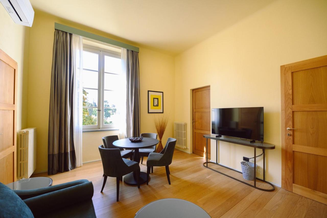 Palazzo Froussard B&B And Living Лукка Экстерьер фото